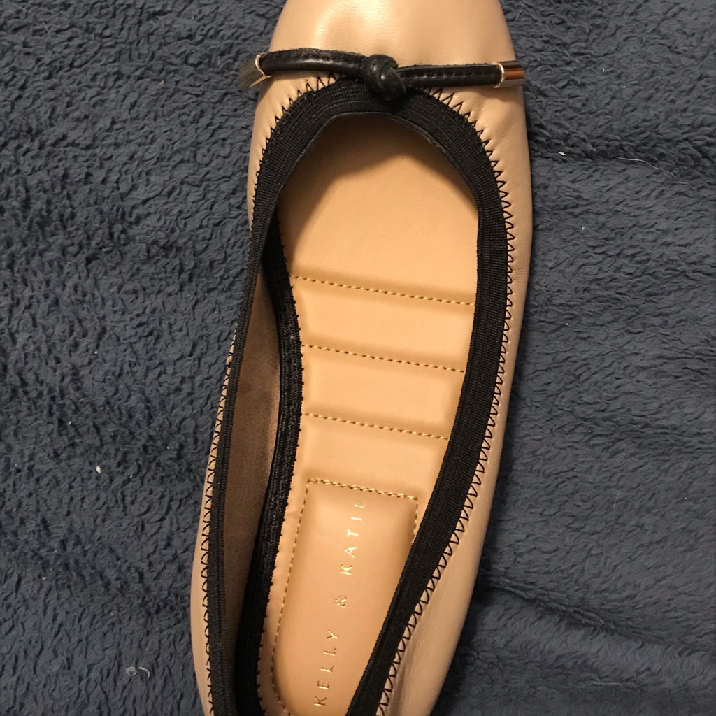 KellyKatie Brand New Size 612 Flats